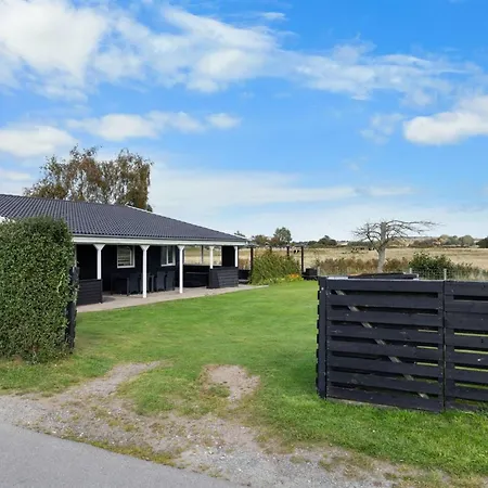 Rolfkarl - 250m From The Sea By Interhome Semesterbostad *