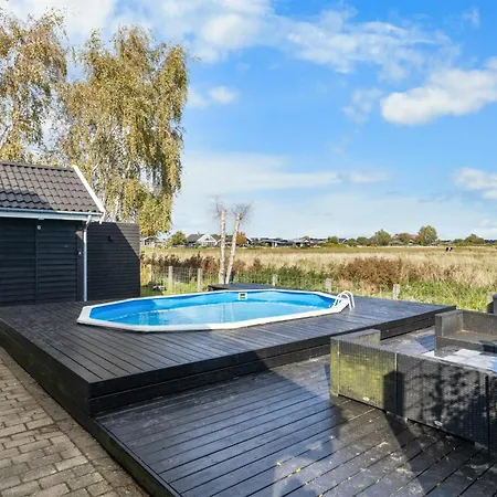 Vakantiehuis Rolfkarl - 250m From The Sea By Interhome Mesinge