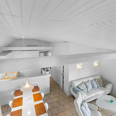 Vakantiehuis Rolfkarl - 250m From The Sea By Interhome *